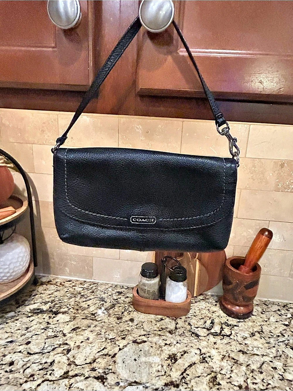 Coach Wristlet /Clutch Wallet Black Click Button 8 Card Holders